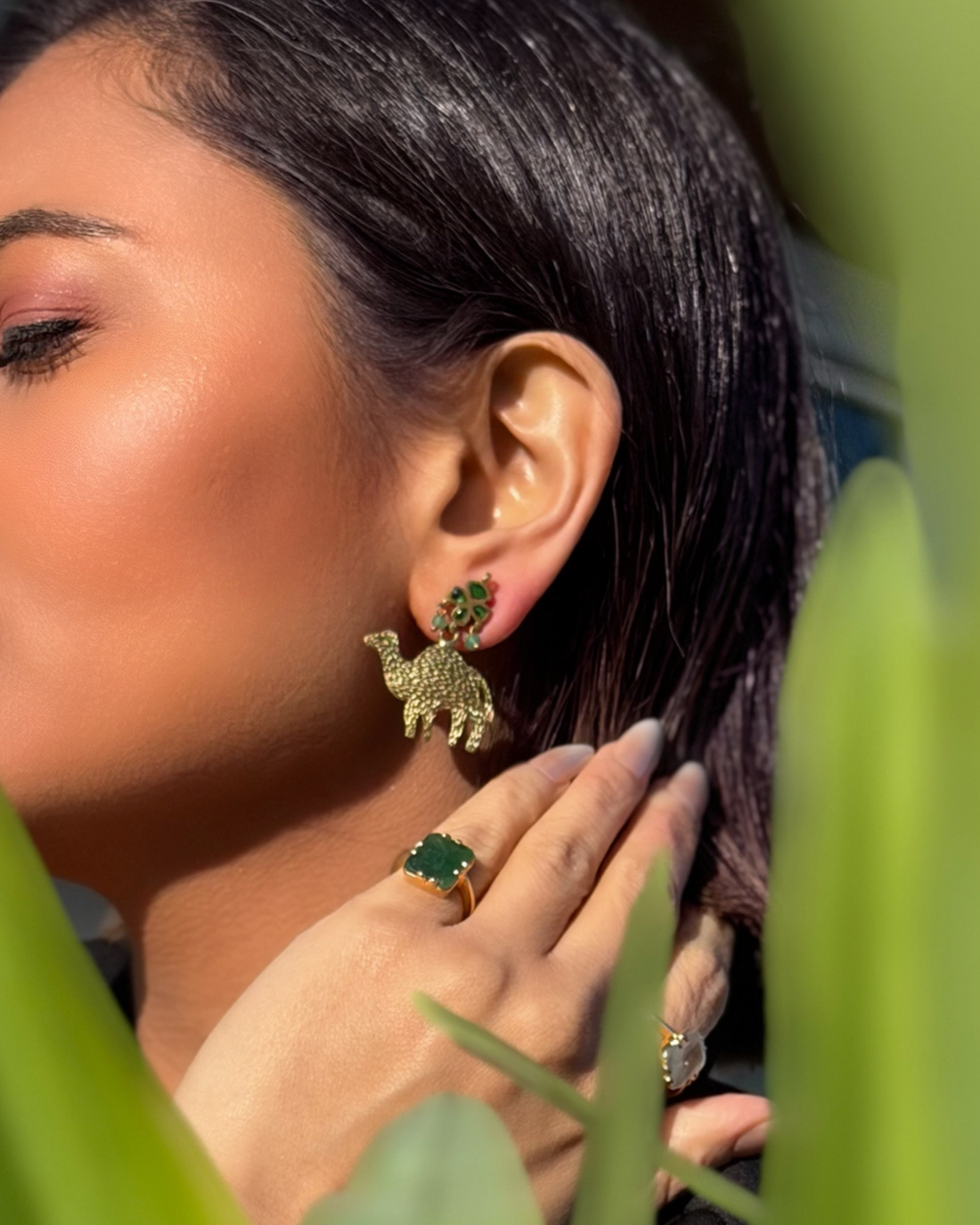 The Nomad Camel Drop, gold-tone, front view — Gullye