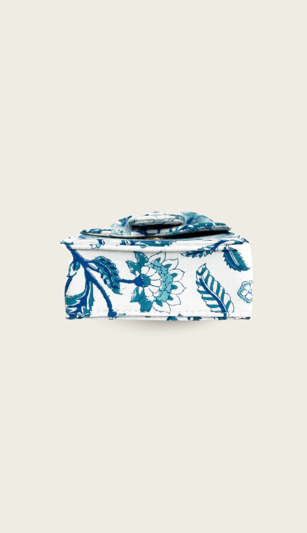 The Porto handbag, side profile