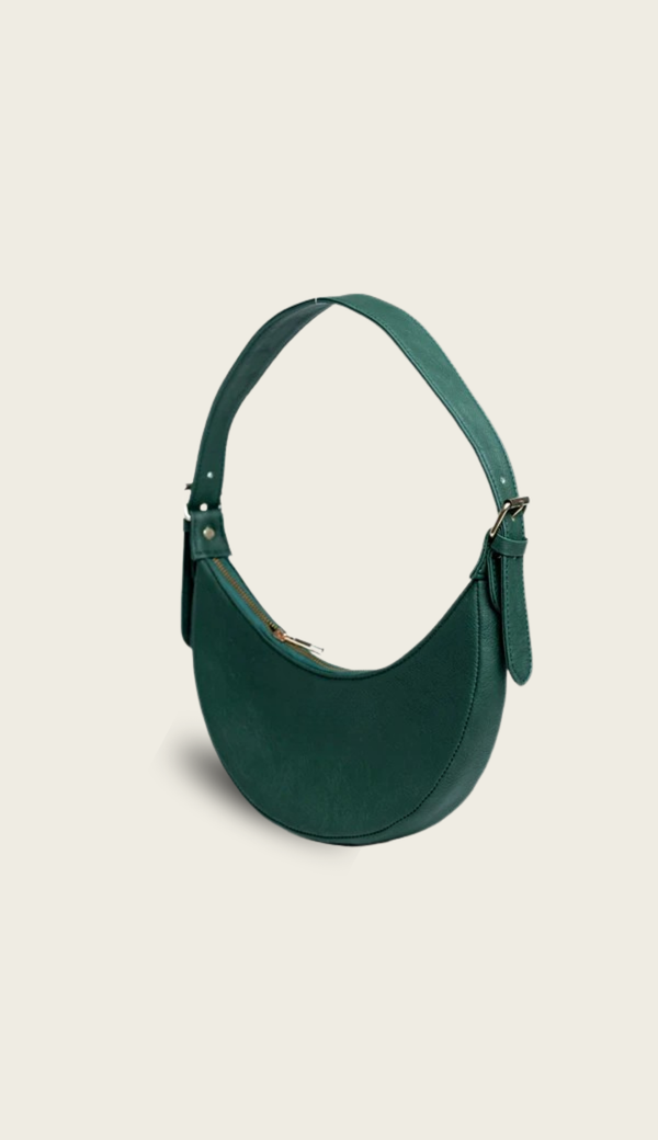 The Ivy handbag, three-quarter view