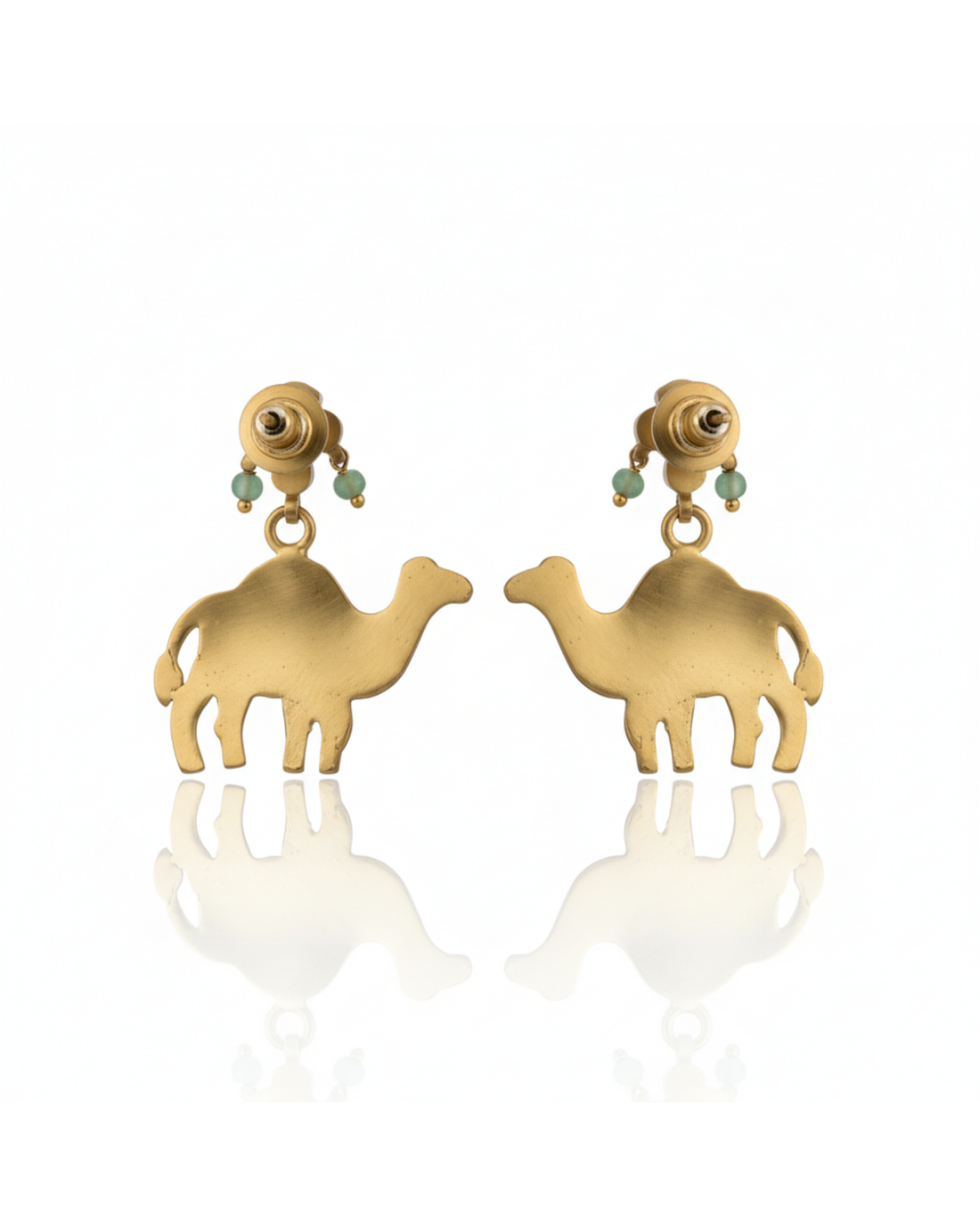 The Nomad Camel Drop, three-quarter view