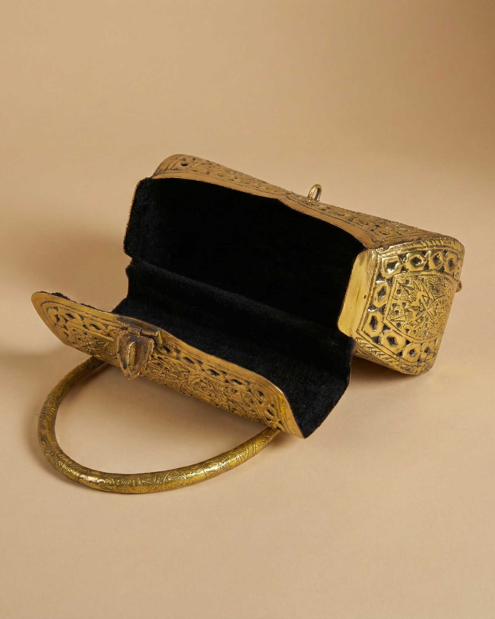 The Lattice Jali Box Bag