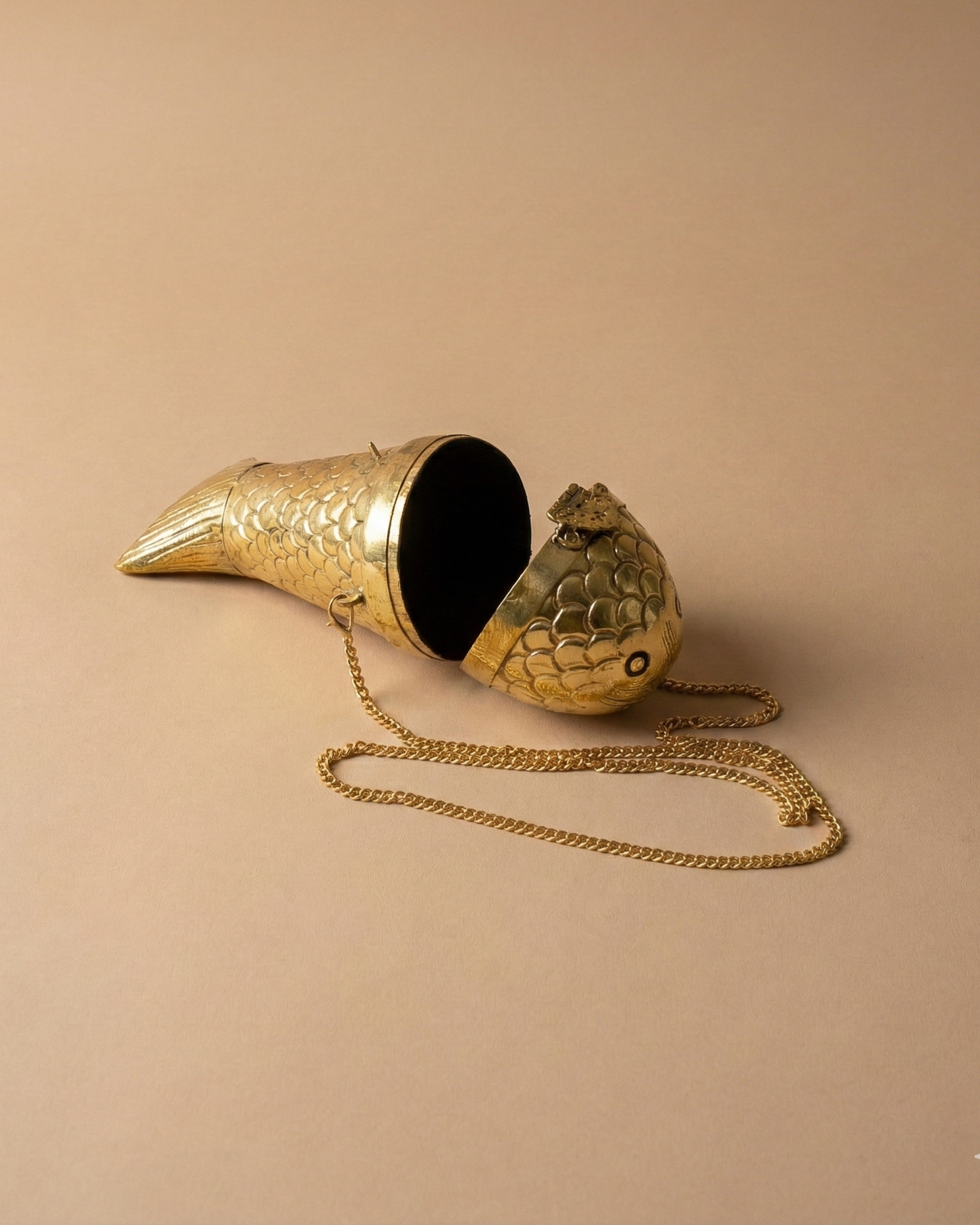 The Matsya Minaudière